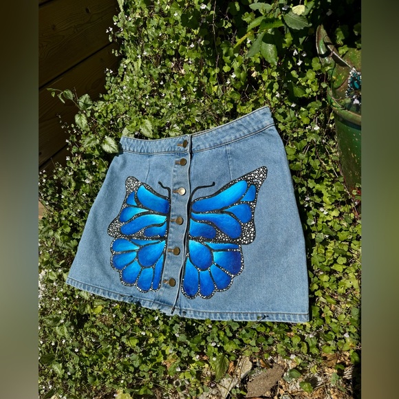 Painted Butterfly Skirt - Picture 4 of 6